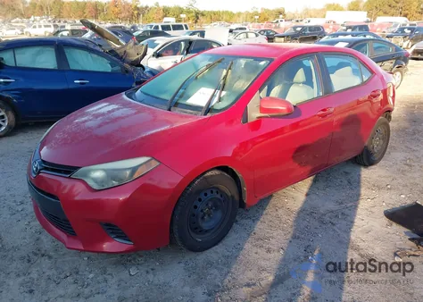 2015 Toyota Corolla Le z USA, uszkodzony, nr VIN 2T1BURHE4FC349274